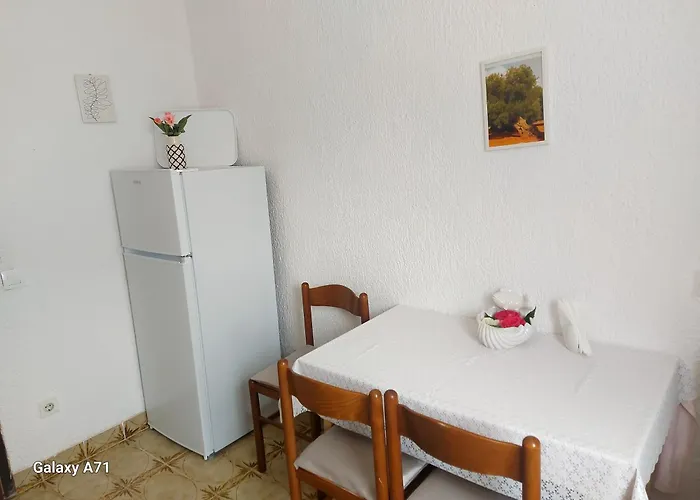 Hrastic Apartament